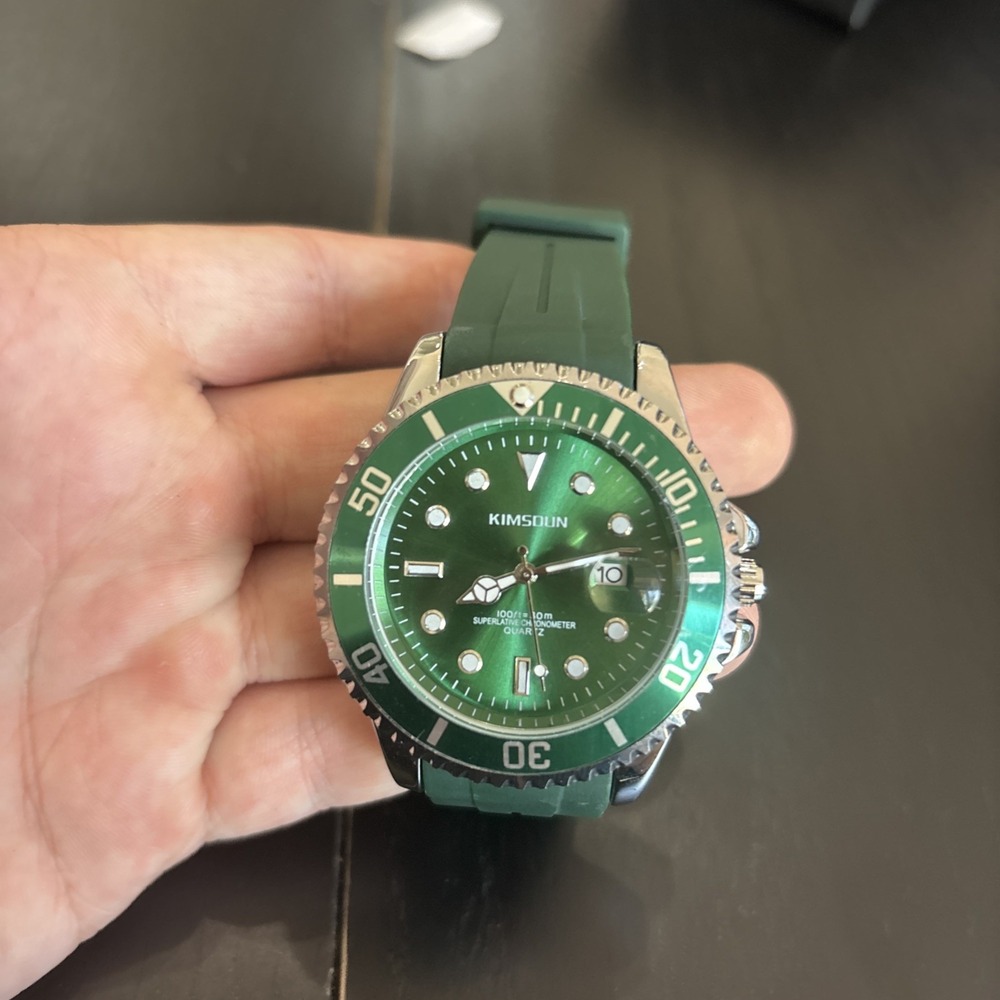 Kimsoun Bran New Green Watch For Men